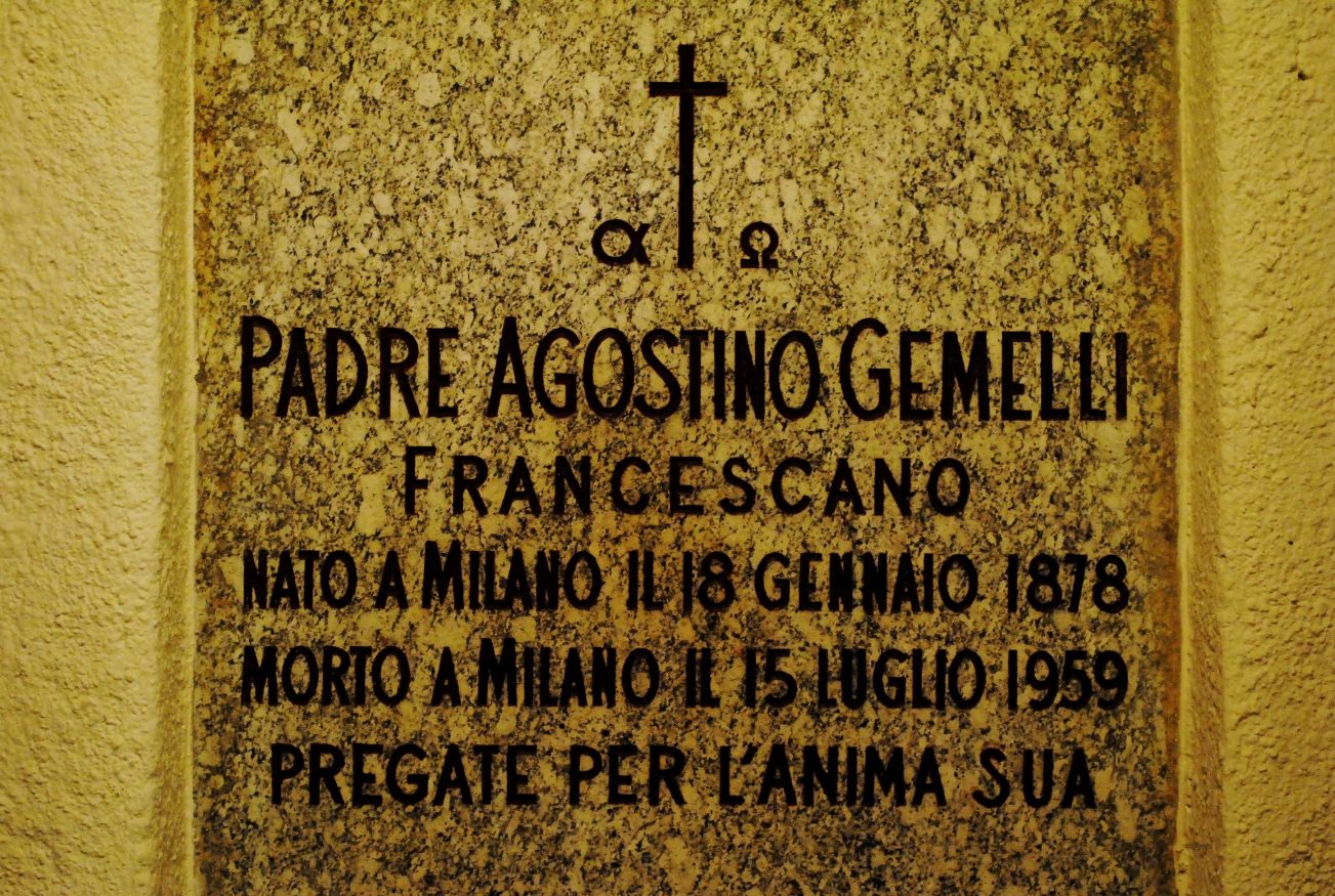 Agostino Gemelli's tomb (2).JPG